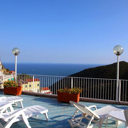Bouganville Home В'єтрі Екстер'єр фото